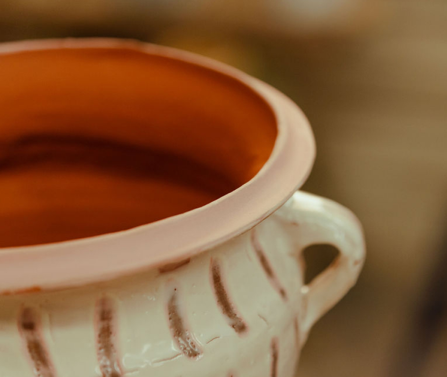 Remy Pajaczkowski-Russell Moments of the Bay - an image of the rim of a pot